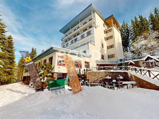 NA PREDAJ APARTMÁN PRIAMO NA SVAHU V  Hotel FIS Jasná ****
