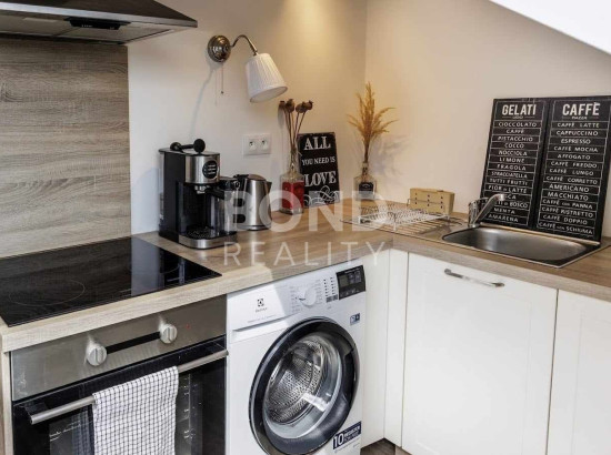 Bývanie v srdci mesta s ikonickým výhľadom na hrad - 2 izb byt na Gunduličovej ul. Bratislava