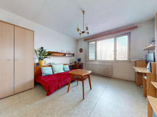 Na predaj 1 izbový byt v pôvodnom stave na Mierovej ul. 