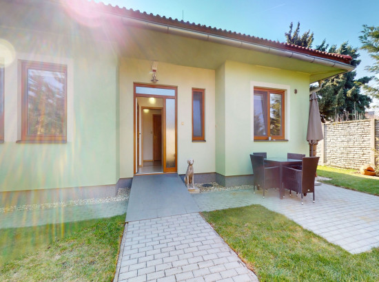 3-izbový bungalov s garážou v srdci Ružinova – Štedrá ulica