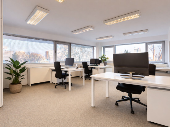 Kancelária na prenájom vo výbornej časti Ružinova - parkovanie a zasadačka v cene