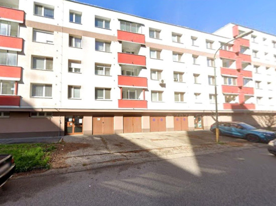 Predaj garáže Medveďova ul., Petržalka