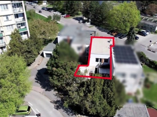 Rodinný dom s átriom a záhradou v srdci Ružinova – Šalviová ulica