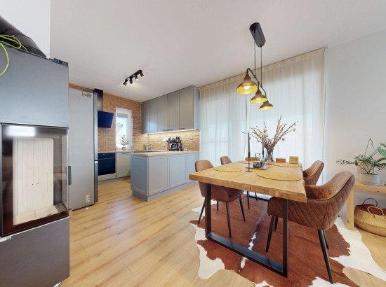 NA PREDAJ: samostatne stojaci 4-izbový rodinný dom so záhradou – Macov