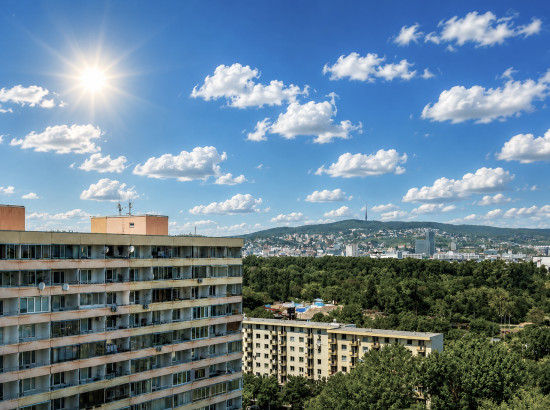 PRIPRAVUJEME: Klimatizovaná garsónka s panoramatickým výhľadom na začiatku Petržalky