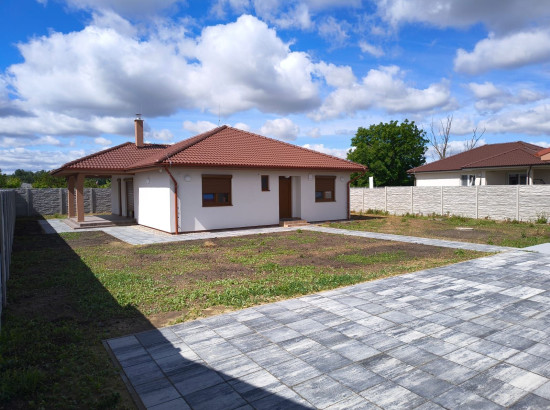 Predaj  nový RD    v obci Radvaň nad Dunajom