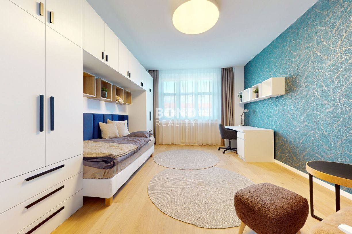 Elegantný, zrekonštruovaný veľkometrážny byt v centre Bratislavy – Floriánske námestie, Staré Mesto, Bratislava I.