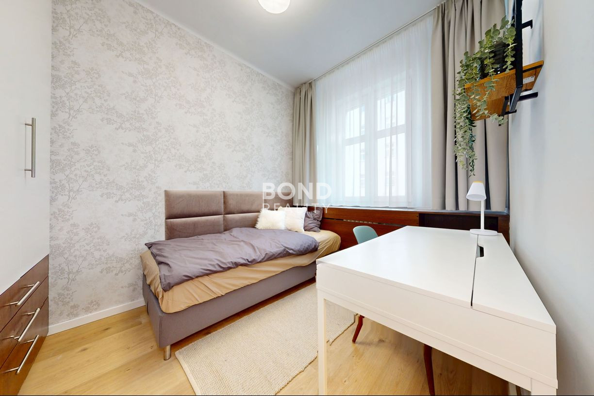 Elegantný, zrekonštruovaný veľkometrážny byt v centre Bratislavy – Floriánske námestie, Staré Mesto, Bratislava I.