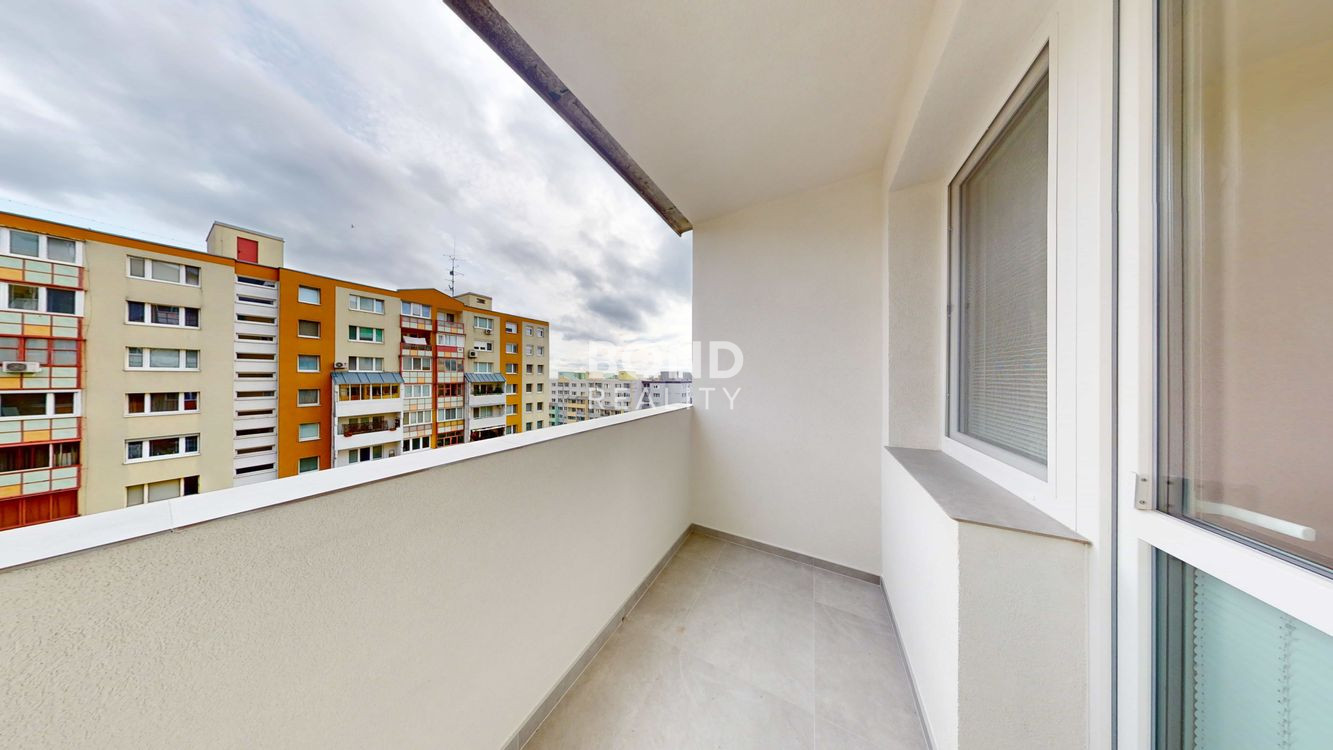 3 izbový byt na Dlhých Dieloch po kompletnej rekonštrukcii.