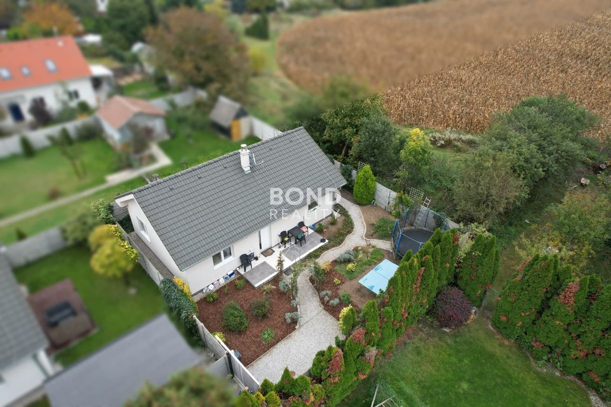 Veľmi pekný rodinný dom v Ivanke pri Dunaji na prenájom