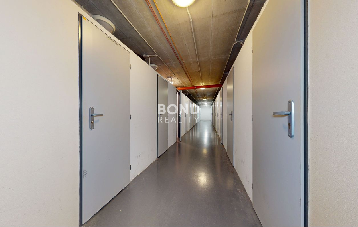 SLNEČNÝ 3-IZBOVÝ BYT S VEĽKOU LODŽIOU V NOVOSTAVBE SKYBOX