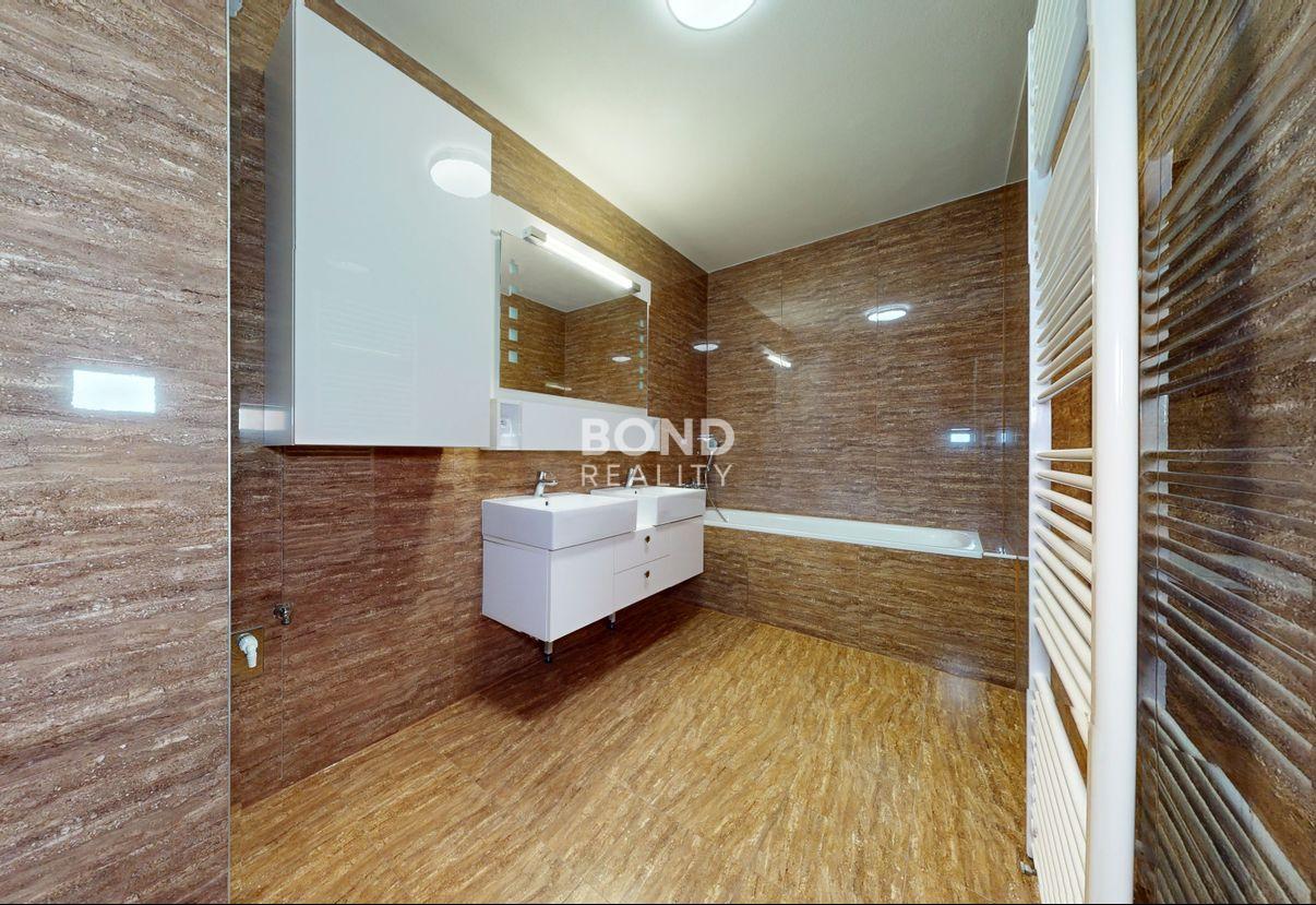 SLNEČNÝ 3-IZBOVÝ BYT S VEĽKOU LODŽIOU V NOVOSTAVBE SKYBOX