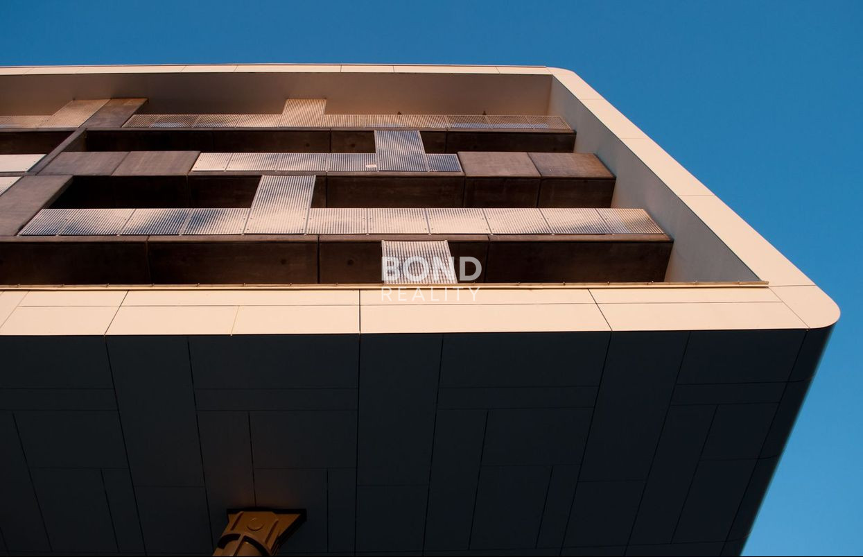 SLNEČNÝ 3-IZBOVÝ BYT S VEĽKOU LODŽIOU V NOVOSTAVBE SKYBOX